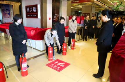 筑牢安全防線(xiàn)  守護金威家園